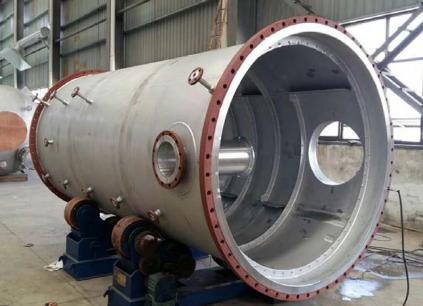 日本三菱化工塔設備